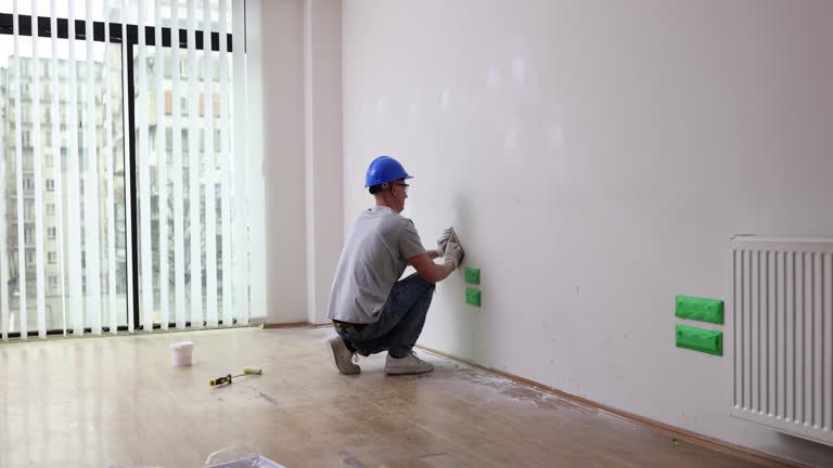 Best Emergency Mold Remediation  in Grandview, OH